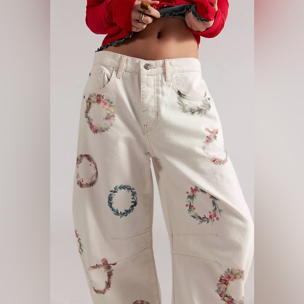 Free People We The Free Good Luck Printed Barrel
Jeans, Sz 26 NWT - Picture 2 of 8